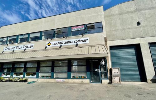 4-416 Garbally Rd, Victoria, BC, V8T2K1 | Card Image