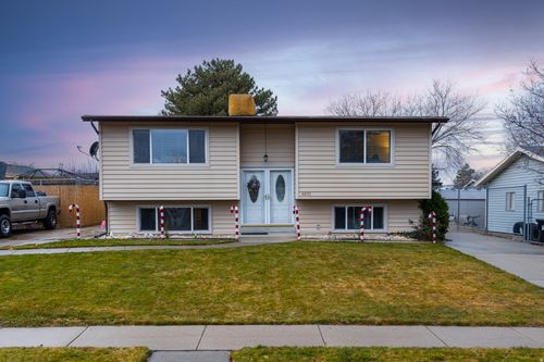 4830 S 3640 W, Taylorsville, UT, 84129-3418 | Card Image