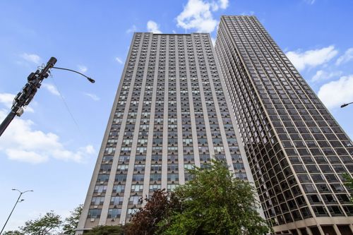 20g-1550 N Lake Shore Drive, Chicago, IL, 60610 | Card Image