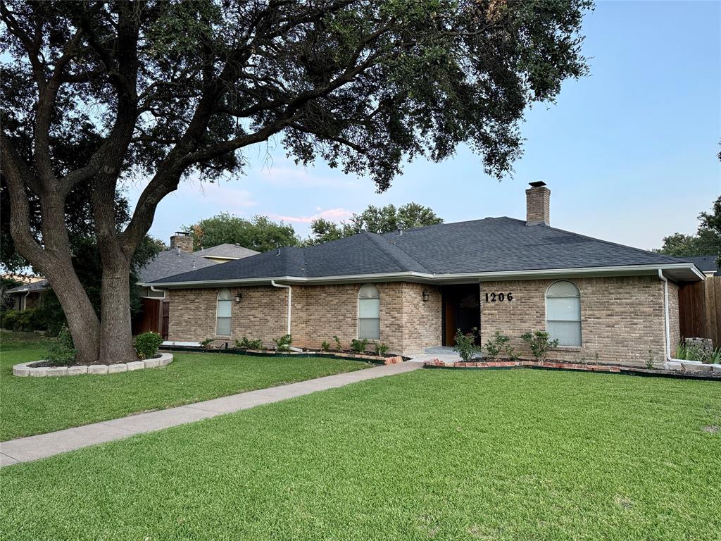 Edgewood Dr, Richardson, TX 75081