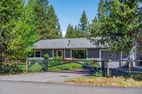 56125 Snow Goose Rd, Bend, OR, 97707-2440 | Card Image