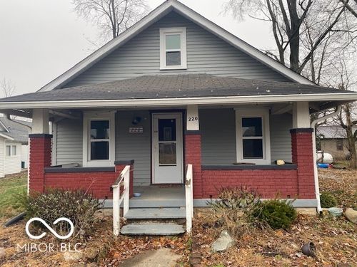 220 W Church St, Paragon, IN, 46166-0017 | Card Image