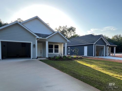 8641 Anniston Dr, Perdido Beach, AL, 36530-6163 | Card Image