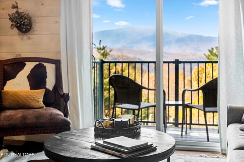 e107-3710 Weber Rd, Gatlinburg, TN, 37738-6450 | Card Image