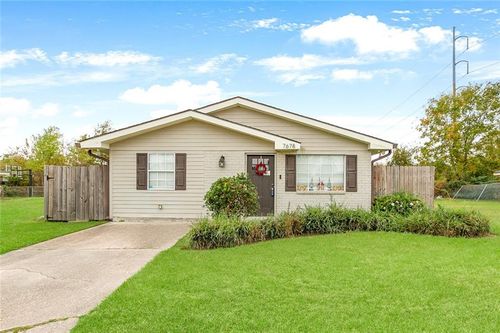 7678 Shorewood Blvd, New Orleans, LA, 70128-2121 | Card Image