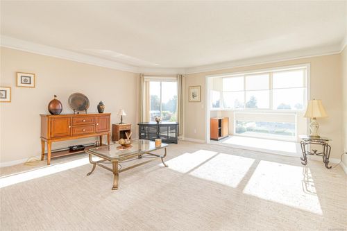 302-9958 Daniel St, Chemainus, BC, V0R1K1 | Card Image