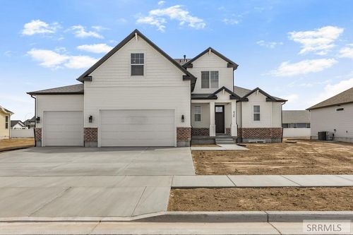 426 Sage Lakes Blvd, Idaho Falls, ID, 83401-6890 | Card Image
