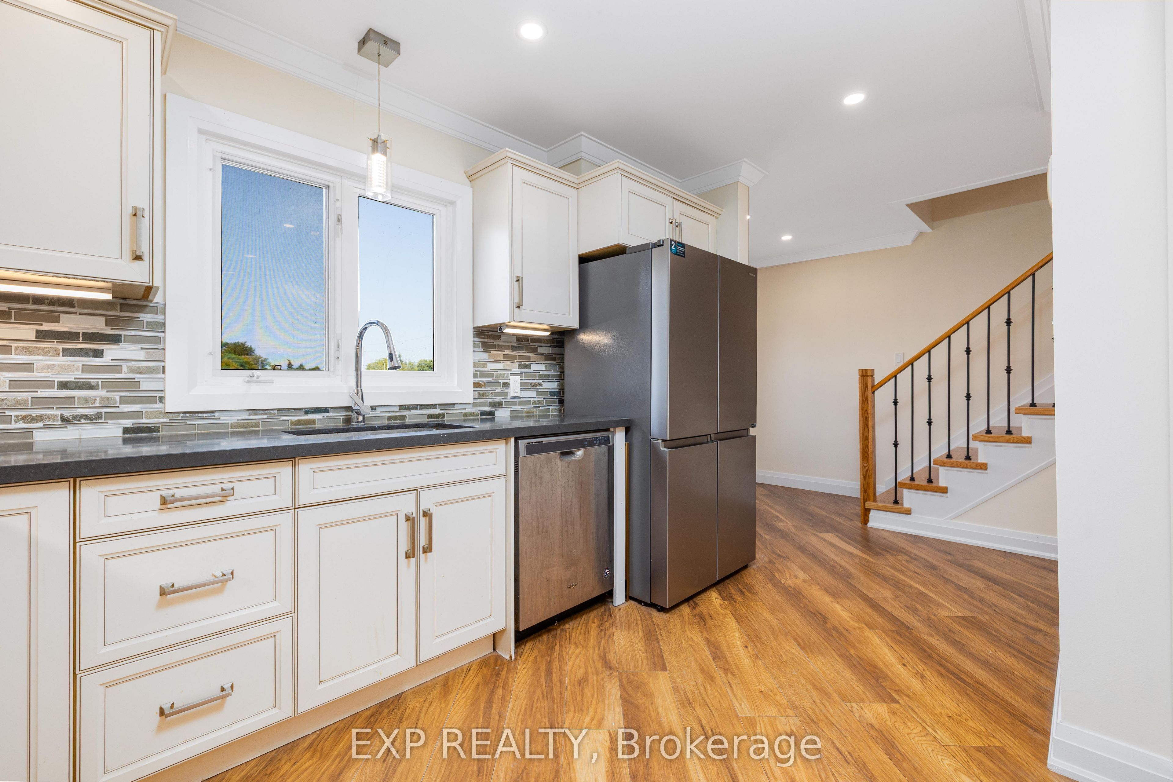 Residential in Georgina 5