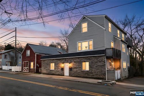 194 Saddle River Rd, Saddle Brook, NJ, 07663-4665 | Card Image