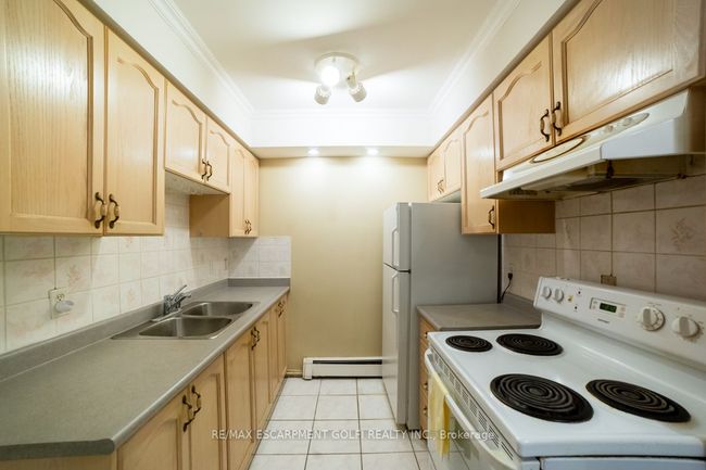 501 - 30 Summit Ave, Condo with 1 bedrooms, 1 bathrooms and null parking in Hamilton ON | Image 10