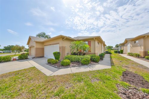 62-2112 Acadia Greens Dr, SUN CITY CENTER, FL, 33573-8055 | Card Image