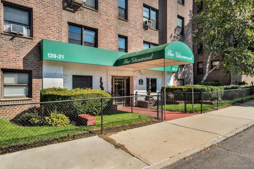 5b-139-21 85th Dr, Briarwood, NY, 11435 | Card Image