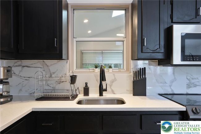 271 N Shore Dr, House other with 3 bedrooms, 3 bathrooms and null parking in Albrightsville PA | Image 14