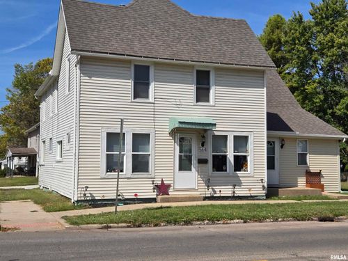 564 S Main St, Canton, IL, 61520-3063 | Card Image