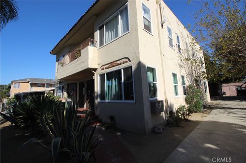 7024 Middleton St, Huntington Park, CA, 90255 | Card Image