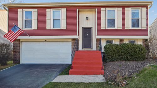 595 Stafford Dr, Roselle, IL, 60172-2748 | Card Image