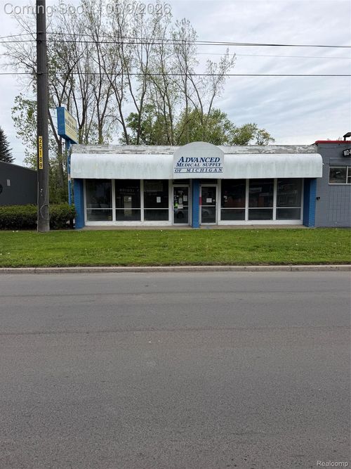 6865 Middlebelt Rd, Garden City, MI, 48135-2148 | Card Image