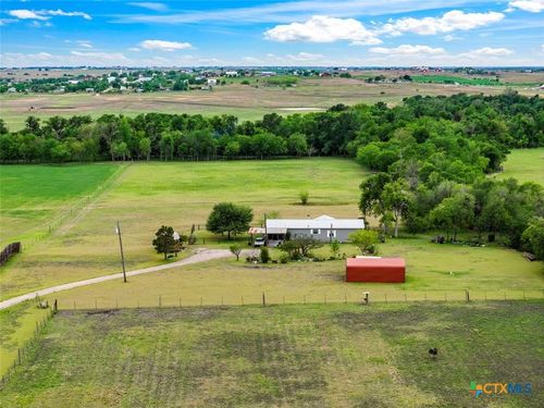 820 County Road 454, Taylor, TX, 76574 | Card Image
