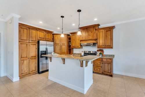 812-983 W 1055 N, Orem, UT, 84057-4717 | Card Image