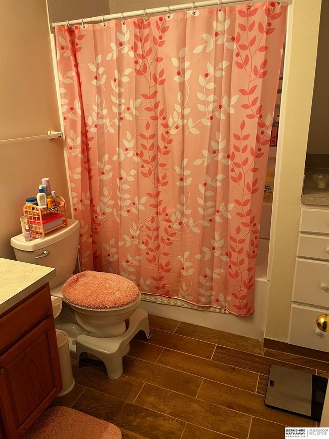4411 S 168 Th Ave, House other with 4 bedrooms, 4 bathrooms and 3 parking in Omaha NE | Image 25