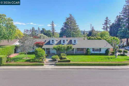 2201 Loch Ln, Walnut Creek, CA, 94598-3368 | Card Image