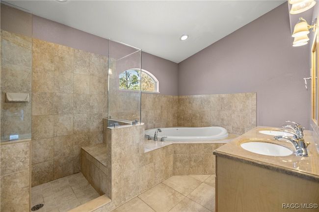 25 Lake Wood Cir, House other with 4 bedrooms, 3 bathrooms and 2 parking in OCALA FL | Image 24