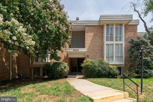 316-2622 Wagon Dr, ALEXANDRIA, VA, 22303-2619 | Card Image