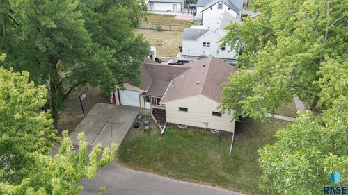 400 S Juniper Ave, Marion, SD, 57043-2119 | Card Image