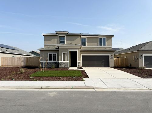 873 S Philip Ave, Fowler, CA, 93625-4455 | Card Image