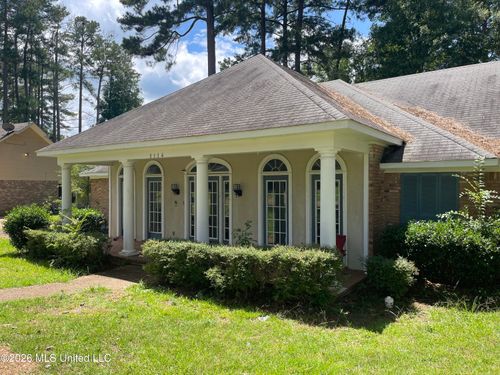 5114 Brookleigh Dr, Byram, MS, 39272-6042 | Card Image