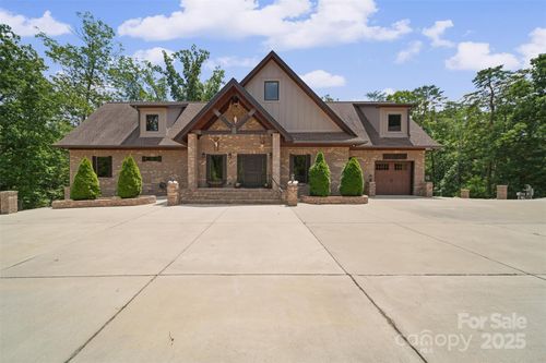 6153 Barclay Ln, Clover, SC, 29710-7552 | Card Image