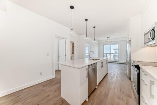 2107-63 Corner Glen Cres Ne, Calgary, AB, T3N2R6 | Card Image