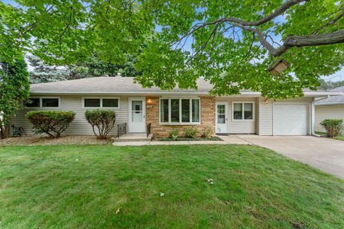 1739 Rose Pl, Roseville, MN, 55113-2813 | Card Image