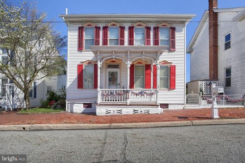229 W Main St, ELIZABETHVILLE, PA, 17023-8825 | Card Image