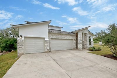 305 Highlands Boulevard, House other with 3 bedrooms, 3 bathrooms and 8 parking in Horseshoe Bay TX | Image 3