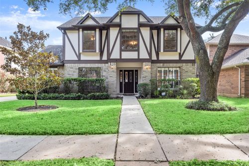 2415 Parkwood Ln, Sugar Land, TX, 77479-2284 | Card Image