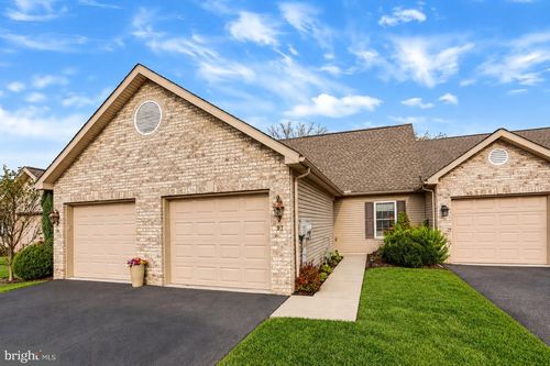 97 Keswick Dr, MECHANICSBURG, PA, 17050-7917 | Card Image