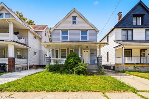 9512 Easton Ave, Cleveland, OH, 44104-5420 | Card Image