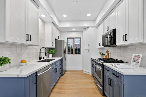 275 Richland Rd, San Marcos, CA, 92069-3023 | Card Image