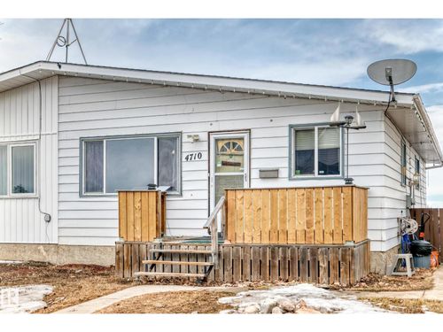 4710 56 Ave, Bruderheim, AB, T0B0S0 | Card Image