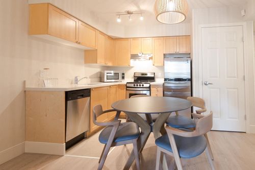 2236-4308 Main St, Whistler, BC, V8E1A9 | Card Image