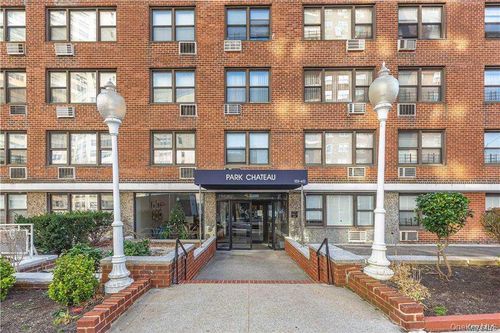 8b-123-40 83rd Ave, Kew Gardens, NY, 11415 | Card Image