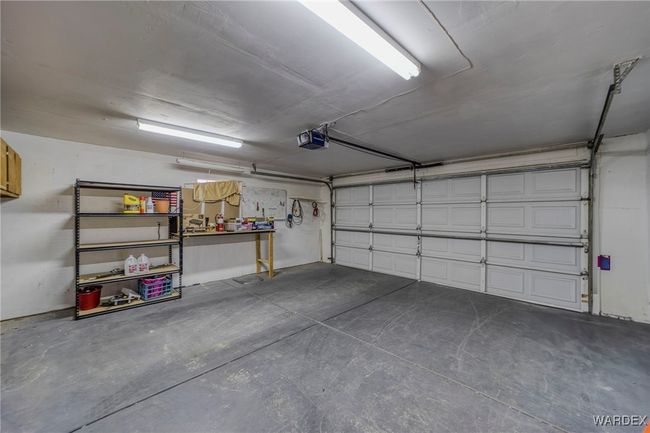 Garage | Image 38