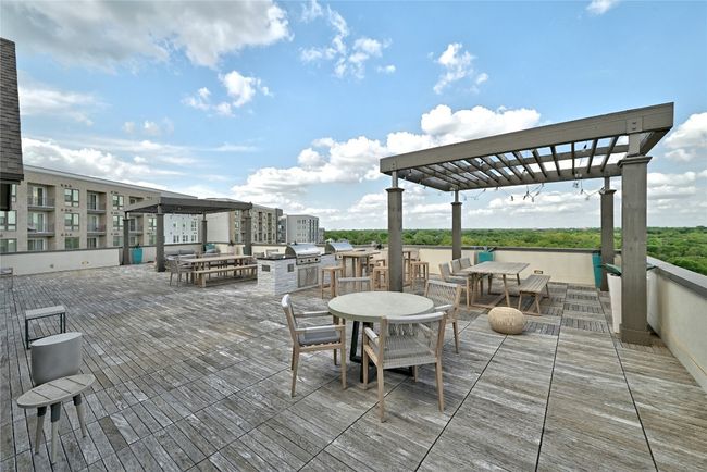 Spacious rooftop just above the unit! | Image 29