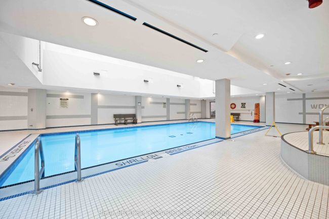 1913 - 18 Yonge St, Condo with 2 bedrooms, 2 bathrooms and null parking in Toronto ON | Image 26