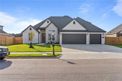 2213 Bergman Rd, Pea Ridge, AR, 72751-4045 | Card Image