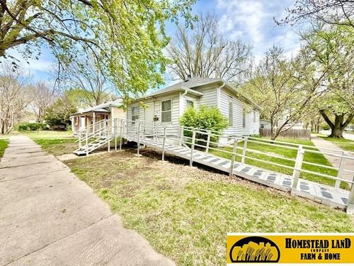 902 A St, Fairbury, NE, 68352-1946 | Card Image