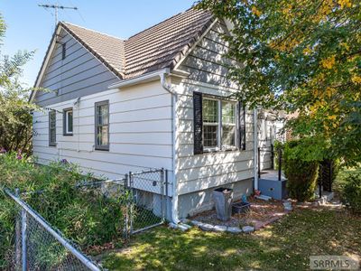 532 N 10th Avenue, House other with 3 bedrooms, 1 bathrooms and 3 parking in Pocatello ID | Image 3