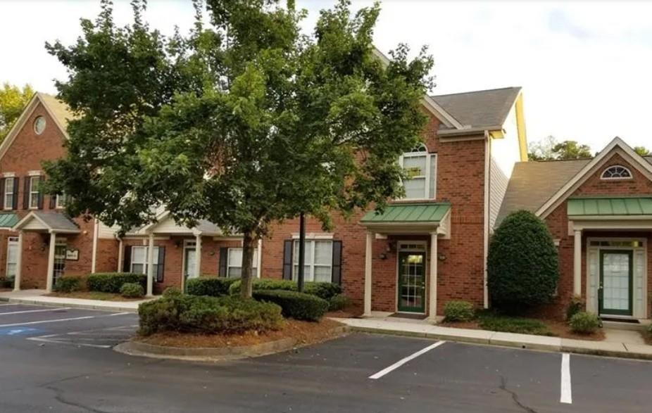 Commercial Lease in Kennesaw 2