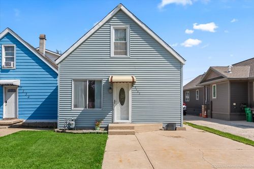 7132 W 73rd St, Chicago, IL, 60638-5919 | Card Image